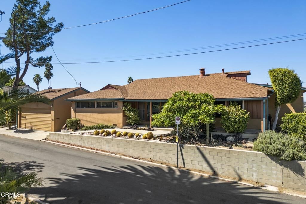 Property Photo:  1105 Olancha Drive  CA 90065 