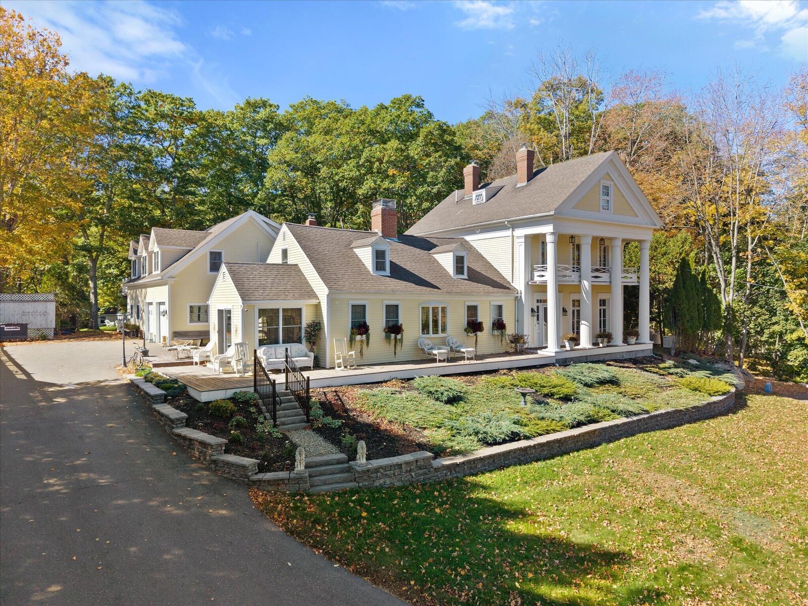 Property Photo:  19 Fish Point Road  ME 04472 