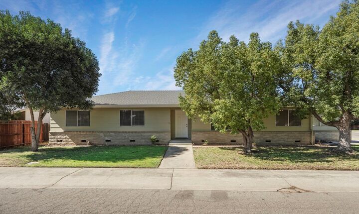 Property Photo: 55 N Allen Drive CA 95242