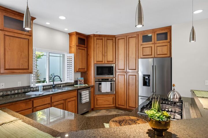 Property Photo: 10176 Valley Oak Court CA 95946