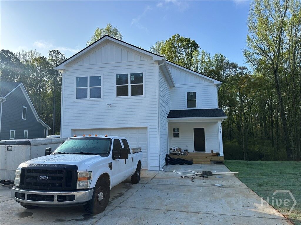 Property Photo: 113 Sidetrack Circle GA 30629