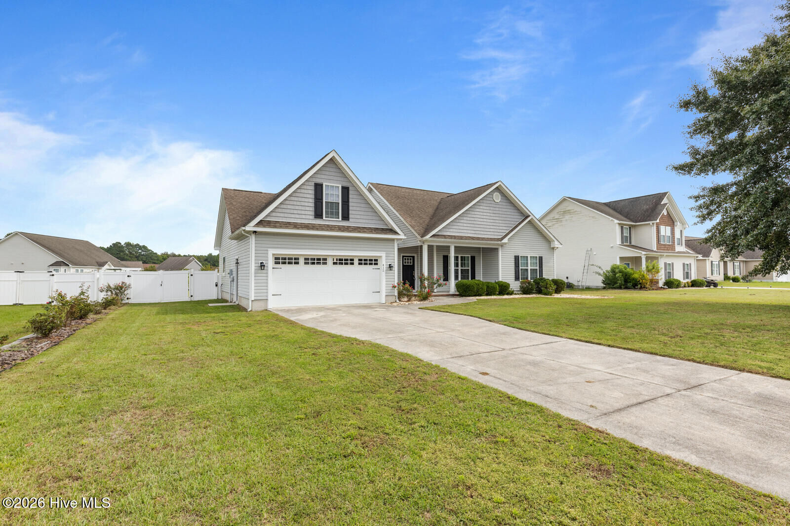 Property Photo: 412 Moss Springs Drive NC 28584