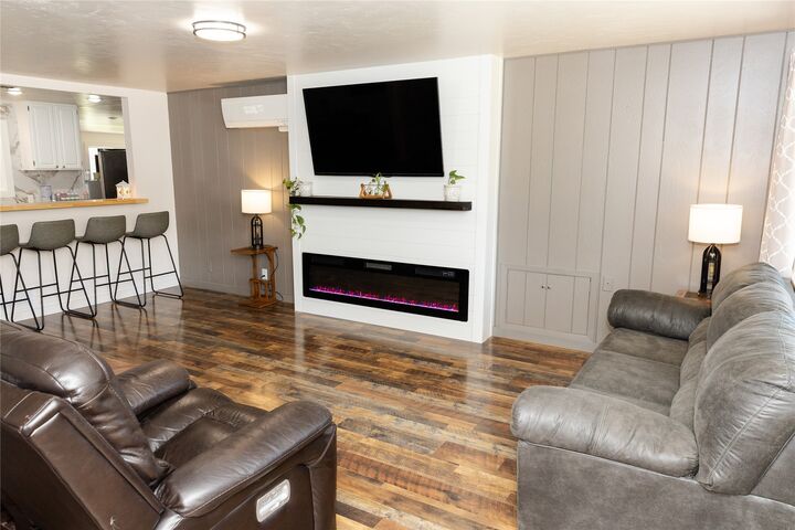 Property Photo:  507 Nevada Avenue  MT 59923 