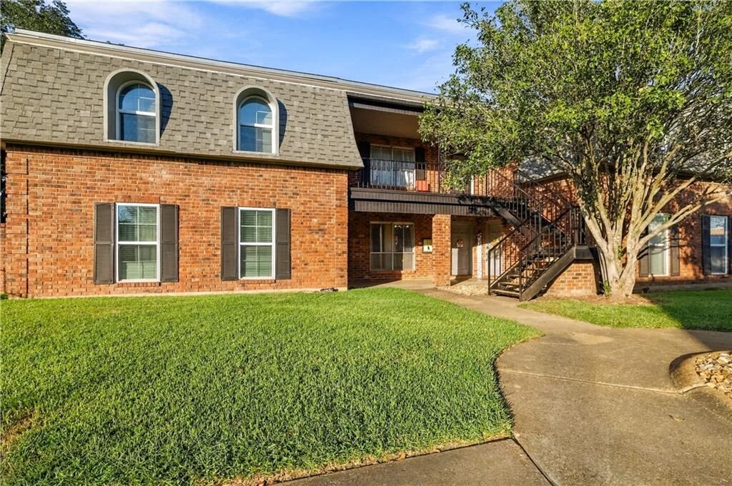 Property Photo: 4500 Parliament Drive 129 LA 71303