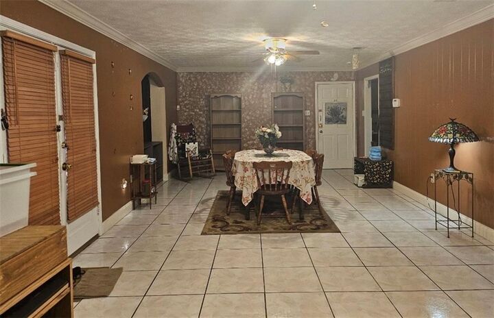 Property Photo:  1108 Maplewood Drive  LA 70058 