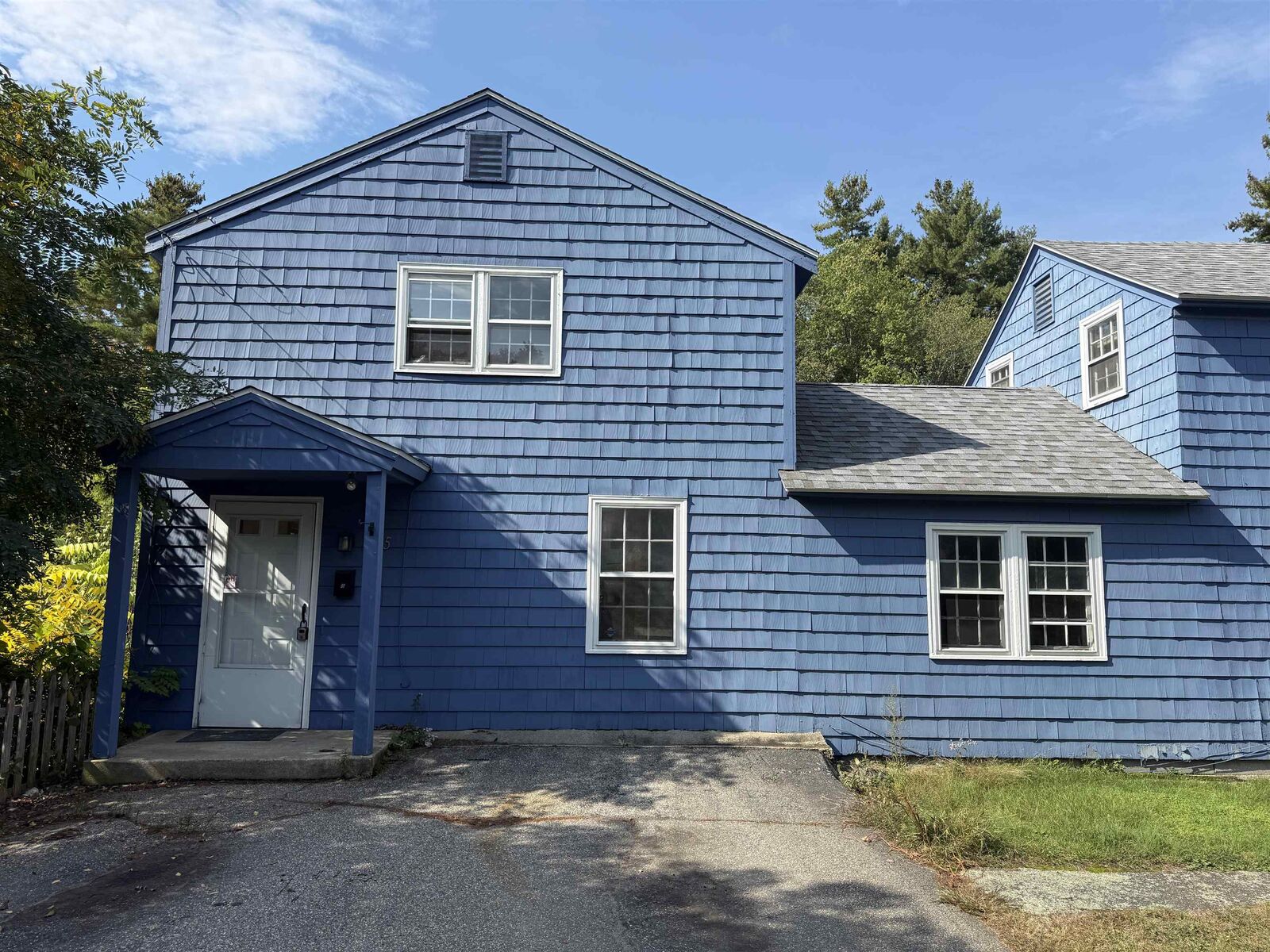 Property Photo: 233 South Street NH 03055