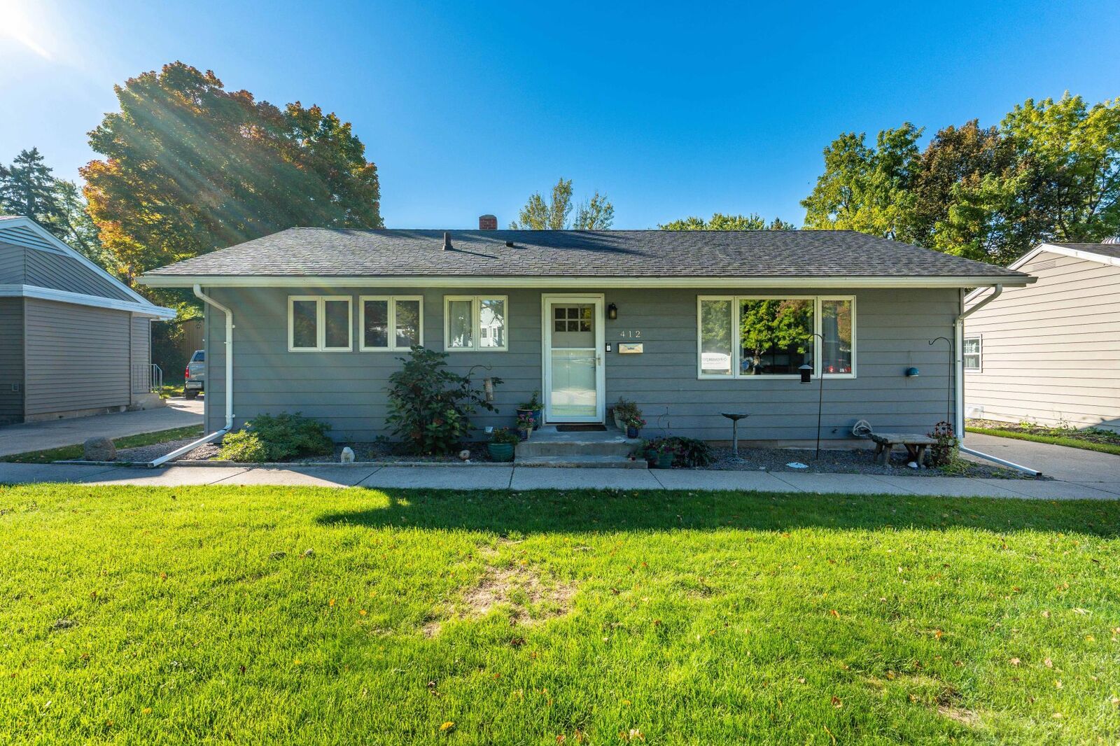 Property Photo:  412 E Everett Avenue  MN 56537 