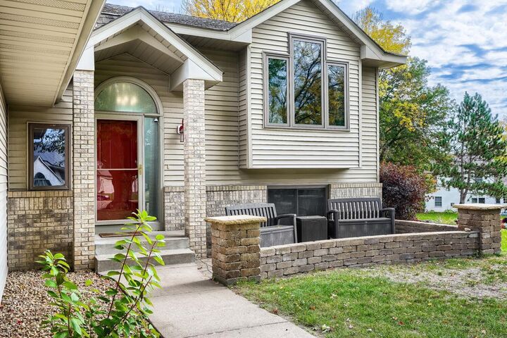 Property Photo: 1317 Schooner Court MN 55125
