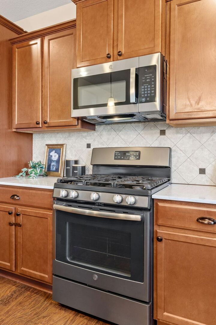 Property Photo:  19250 Indora Trail  MN 55044 