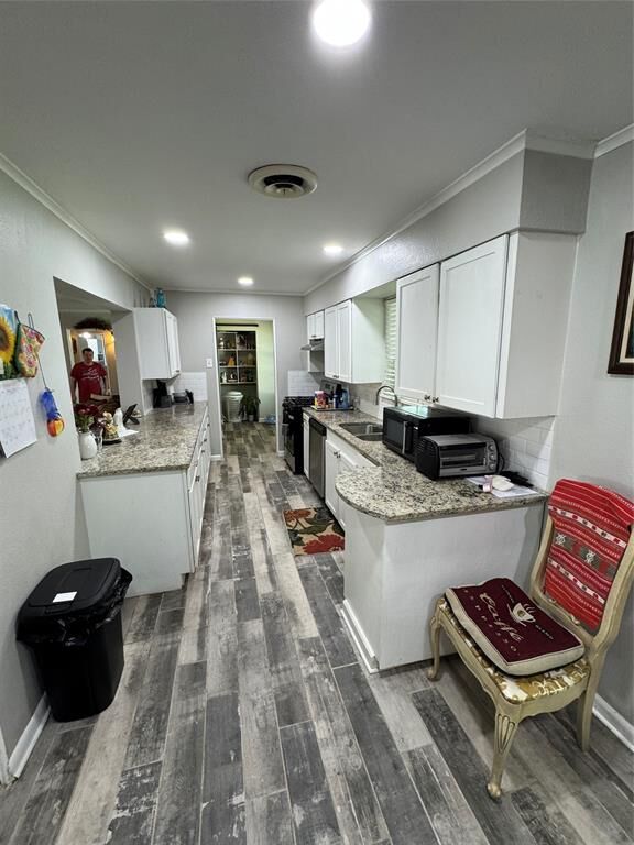 Property Photo:  800 Regmar Drive  LA 71107 