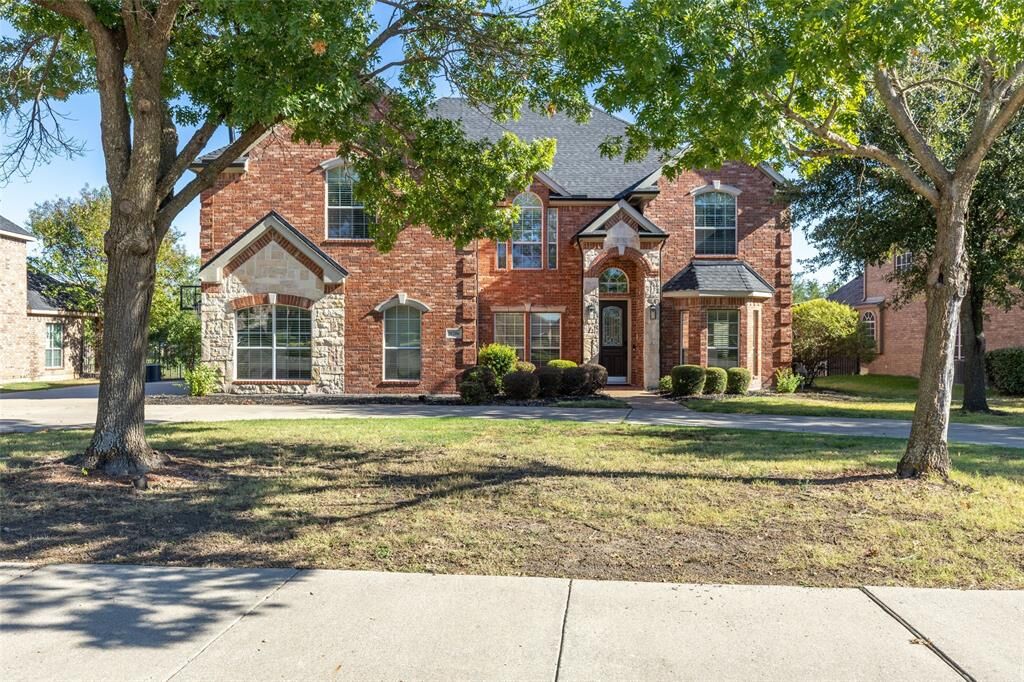 Property Photo:  10206 Broadmoor Lane  TX 75089 