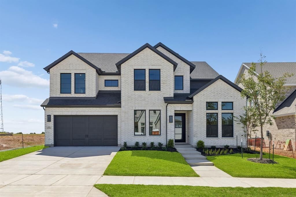 Property Photo:  8729 Porch Place  TX 75071 