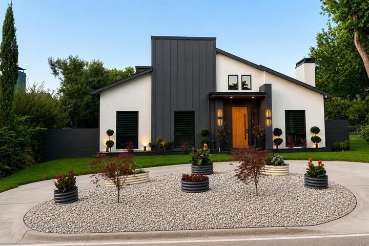 Property Photo:  939 N Buckner Boulevard  TX 75218 