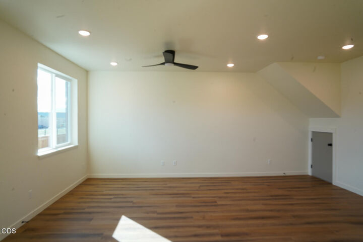 Property Photo: 1501 NE Laughlin Road # 10 OR 97754