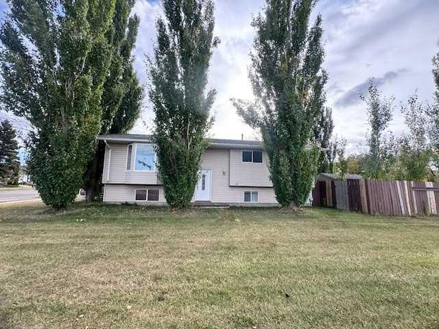 Property Photo: 3512 57 Avenue AB T9V 1S7