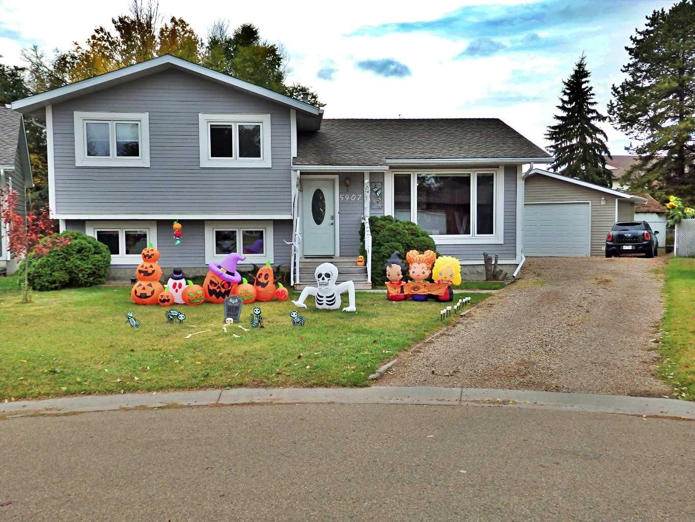 Property Photo: 5907 51 Avenue AB T9X 1V8
