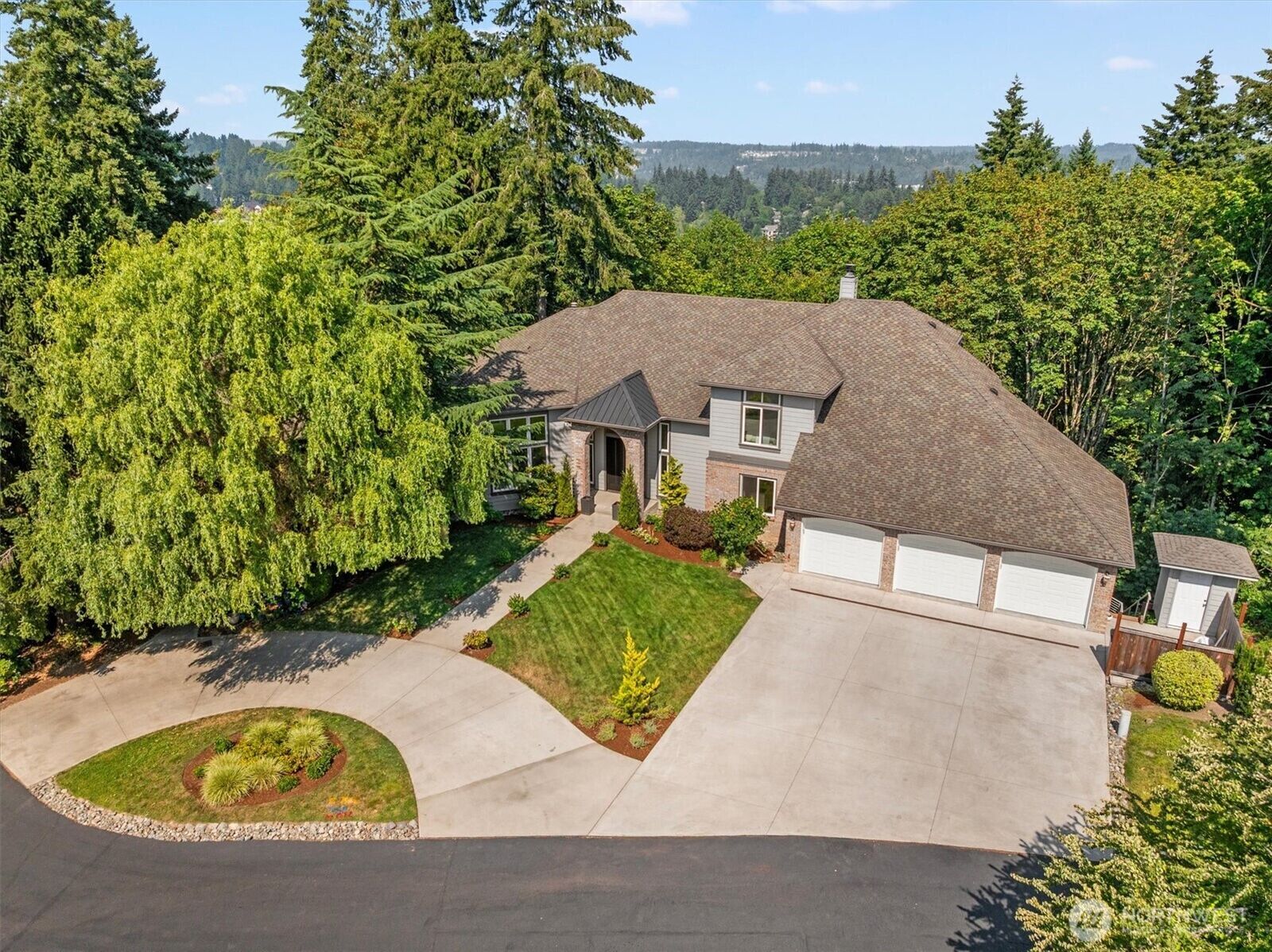 Property Photo: 17410 102nd Avenue NE WA 98011