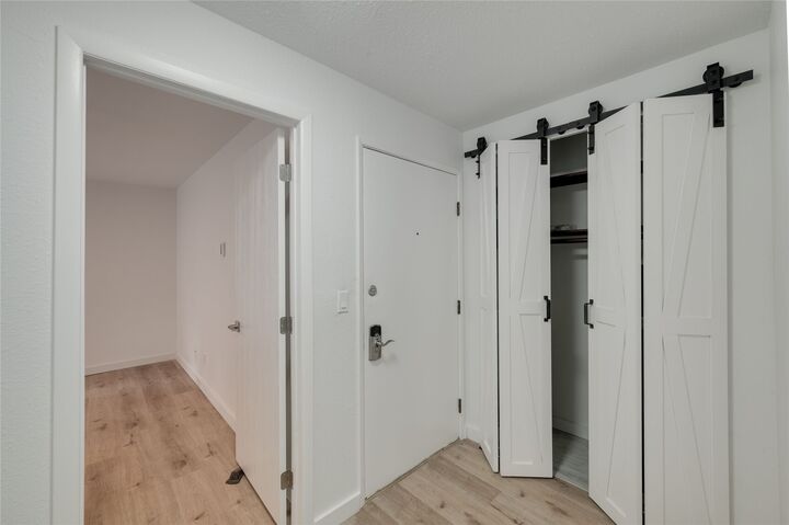 Property Photo: 17431 Ambaum Boulevard S A6 WA 98148