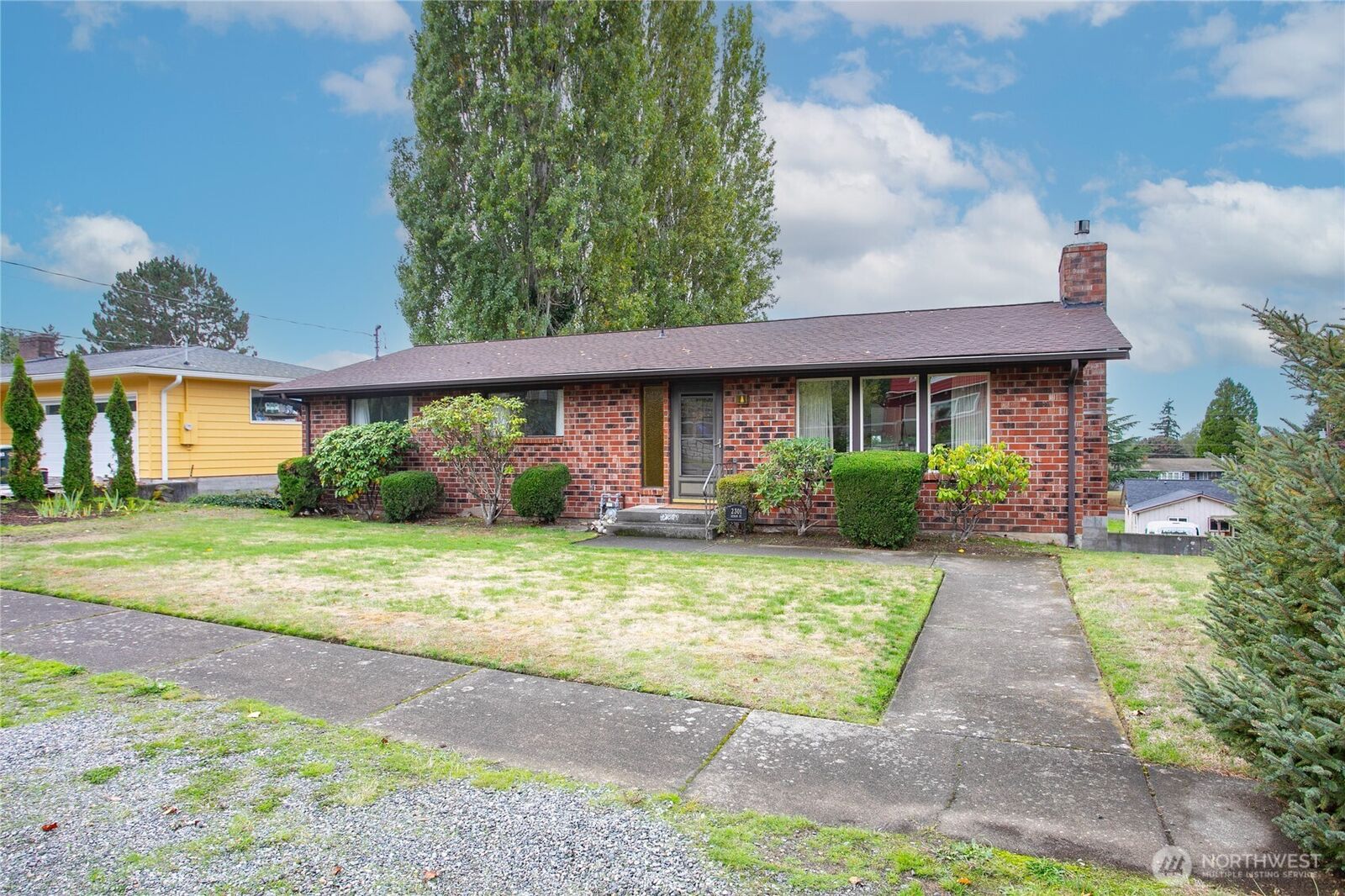 Property Photo: 2301 Huron Street WA 98229