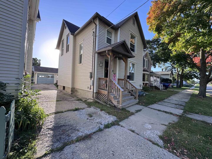 Property Photo:  216 Webster Street  IL 61008 