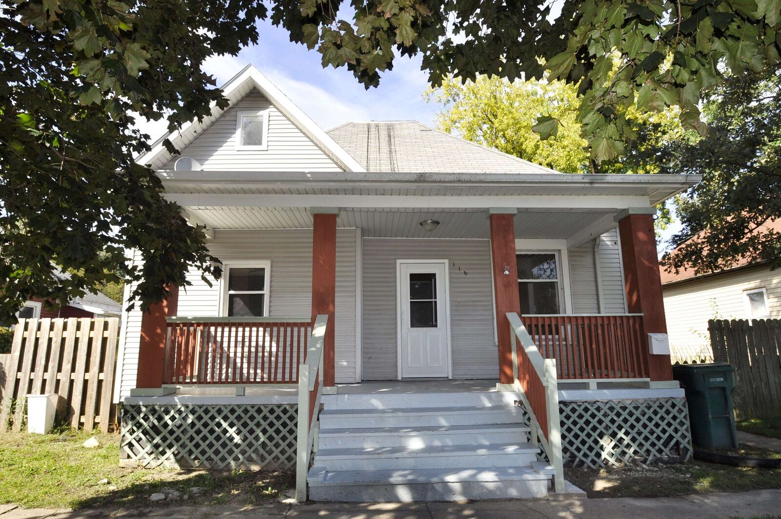 Property Photo:  116 W 11th Street  IL 61364 