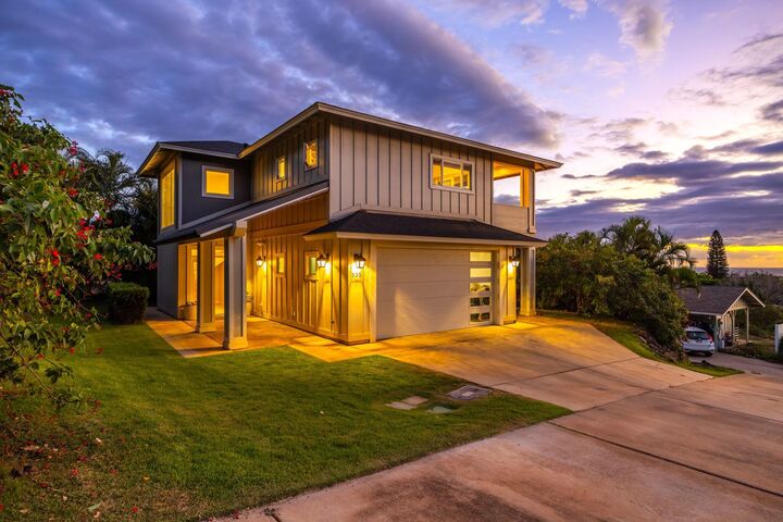 Property Photo:  533 Mikioi Pl Unit 2  HI 96753 