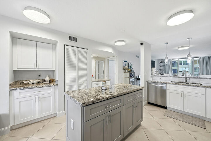 Property Photo:  777 S Federal Highway 101E  FL 33062 
