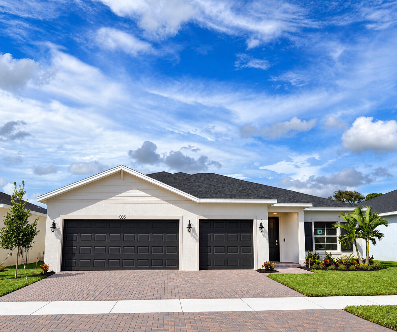Property Photo: 1035 SE Mandy Place FL 34997