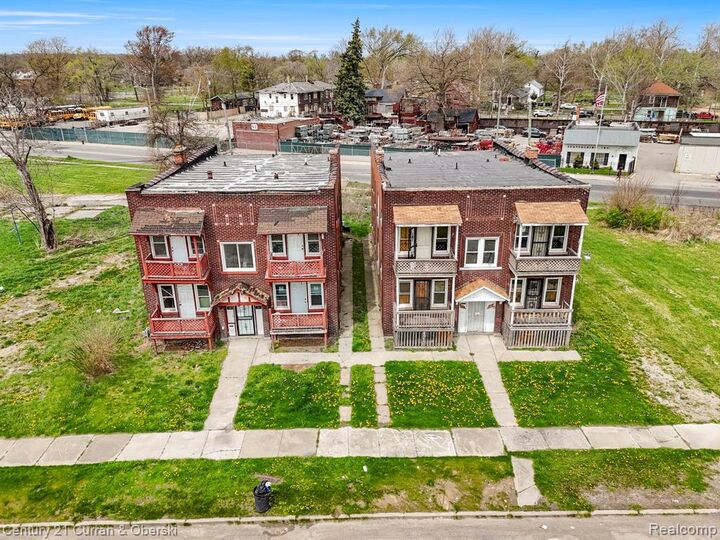 Property Photo:  135 Stevens Street  MI 48203 