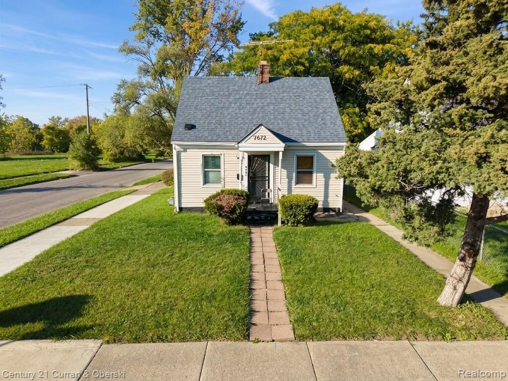 Property Photo:  7672 W Outer Drive  MI 48235 