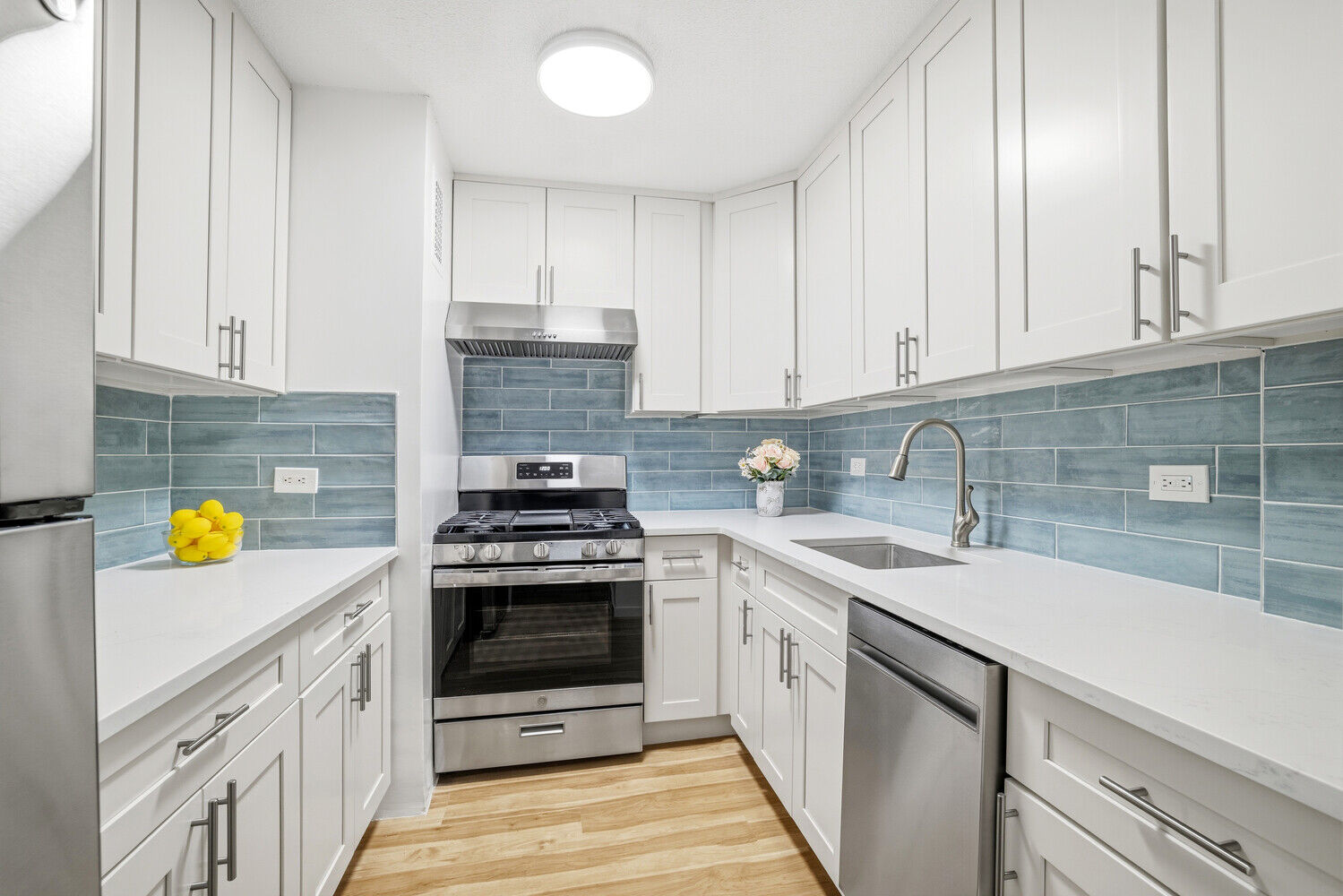 Property Photo:  77 Fulton Street 4N  NY 10038 