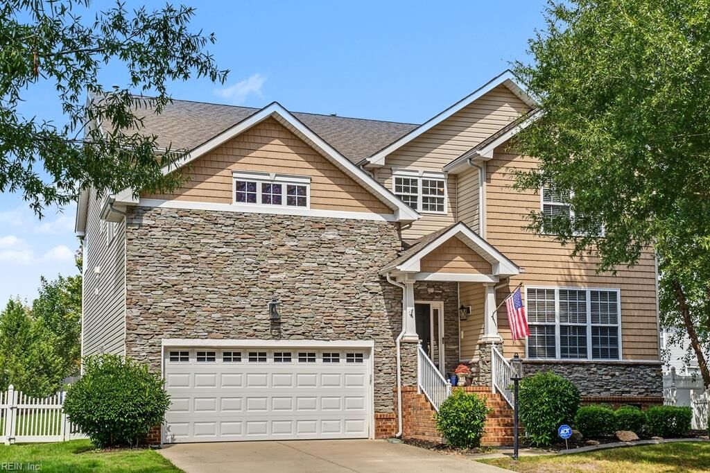 Property Photo:  3884 Stumpy Lake Ln  VA 23456 