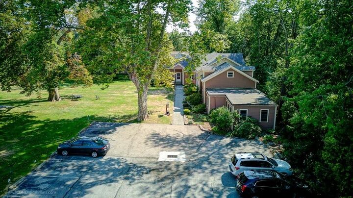 Property Photo:  97 Narragansett Avenue C3  RI 02840 