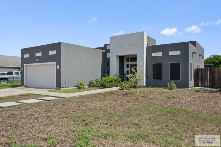 Property Photo: 6628 Woodlands Ave. TX 78526