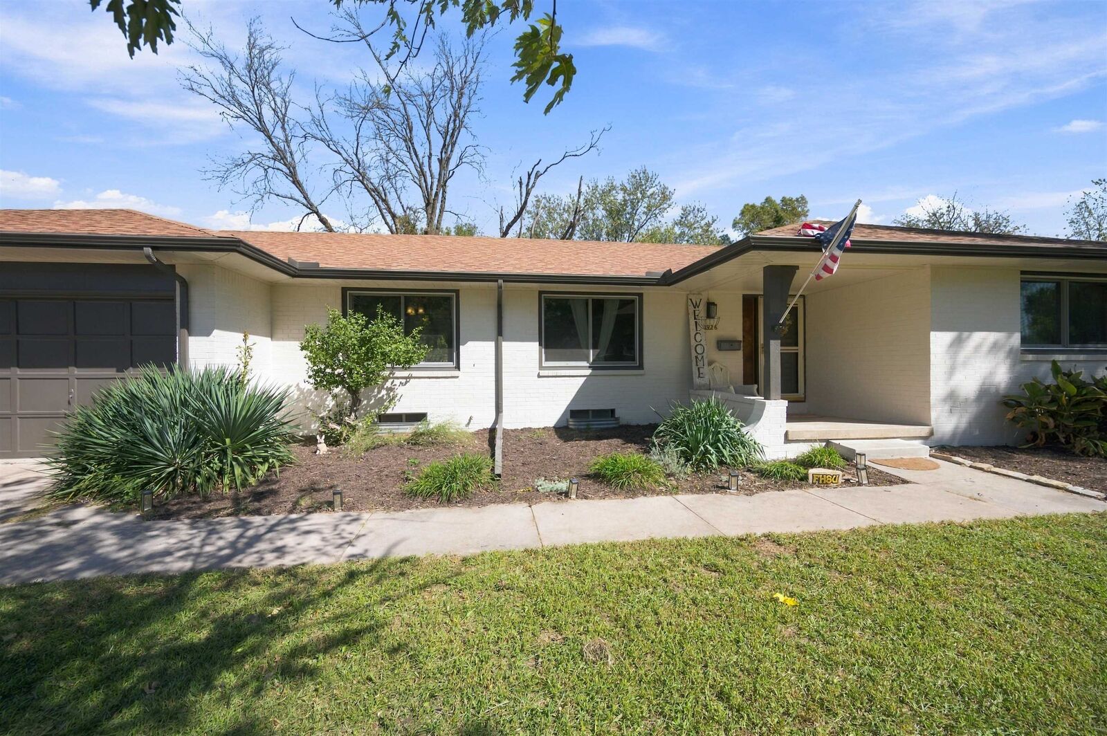 Property Photo:  1926 N Siefkin  KS 67208 