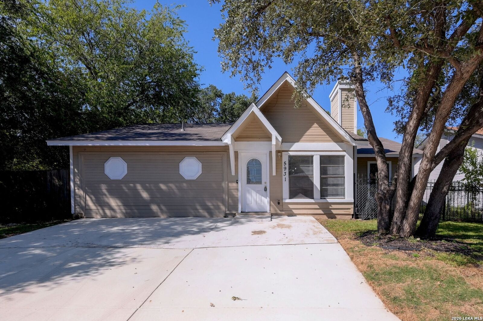 Property Photo:  5931 Glacier Sun Dr  TX 78244 