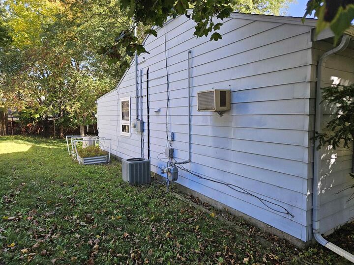 Property Photo: 327 Hitchcock Street WI 53913