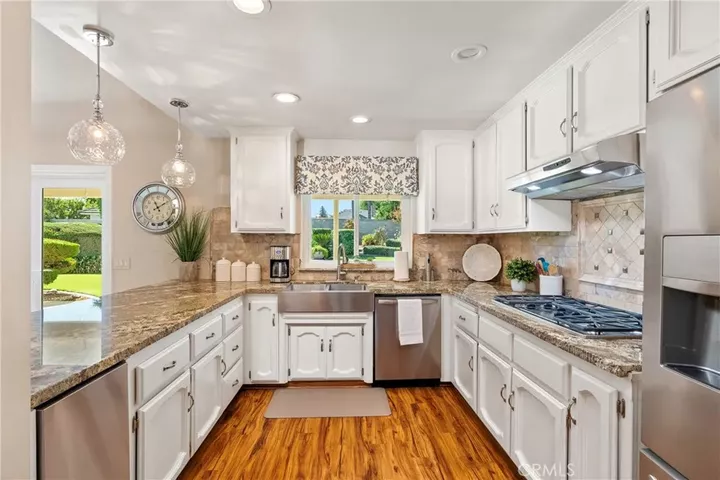 Property Photo:  12107 Red Rose Way  CA 93312 