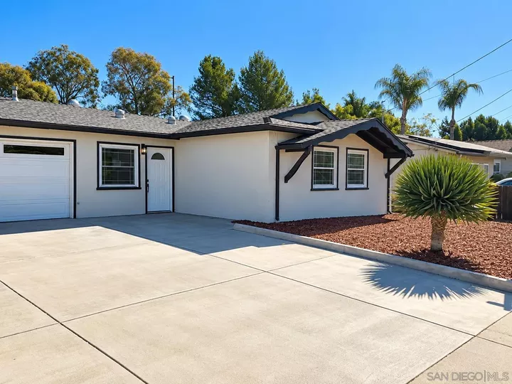 Property Photo:  801 Broadview St  CA 91977 