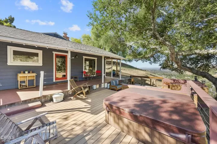 Property Photo:  7669 Airlie Drive  CA 91042 