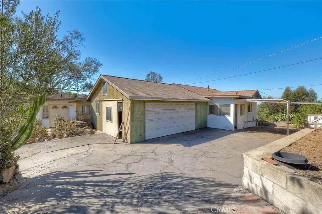 Property Photo: 9377 Crest CA 91977