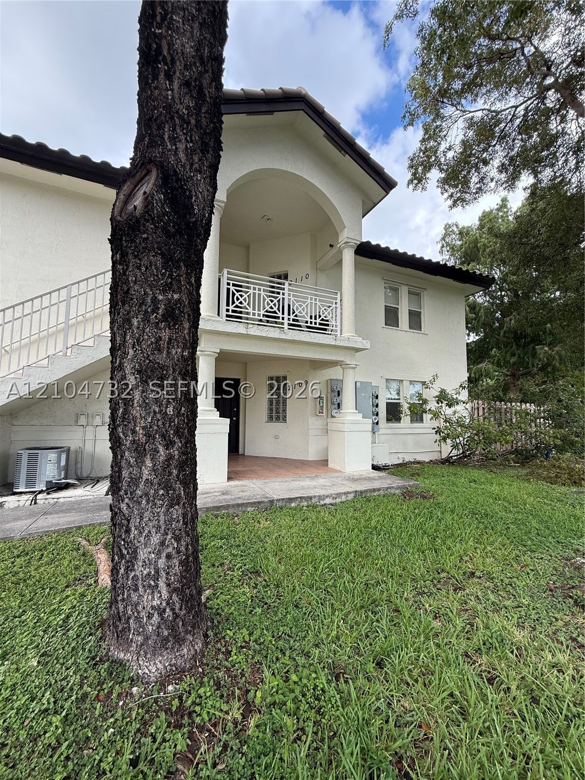 Property Photo: 11121 NW 89th Ter 2109 FL 33178