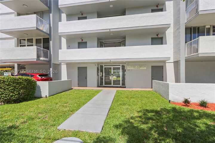 Property Photo:  16518 NE 26th Ave 405  FL 33160 