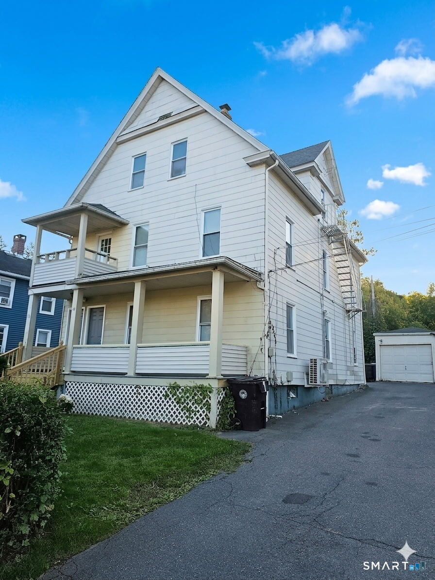 Property Photo:  28 Short Street  CT 06051 