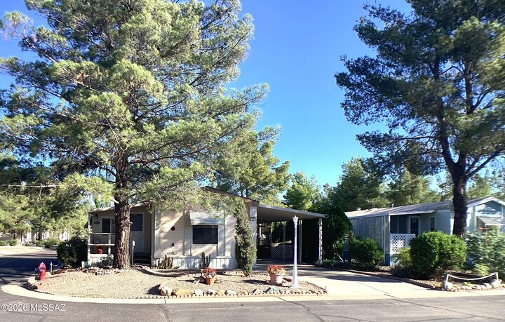 Property Photo: 1535 W Thatcher Boulevard Lot 67 AZ 85546