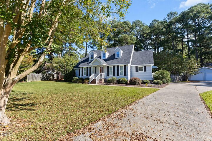 Property Photo:  5 Kentwood Drive  NC 27577 