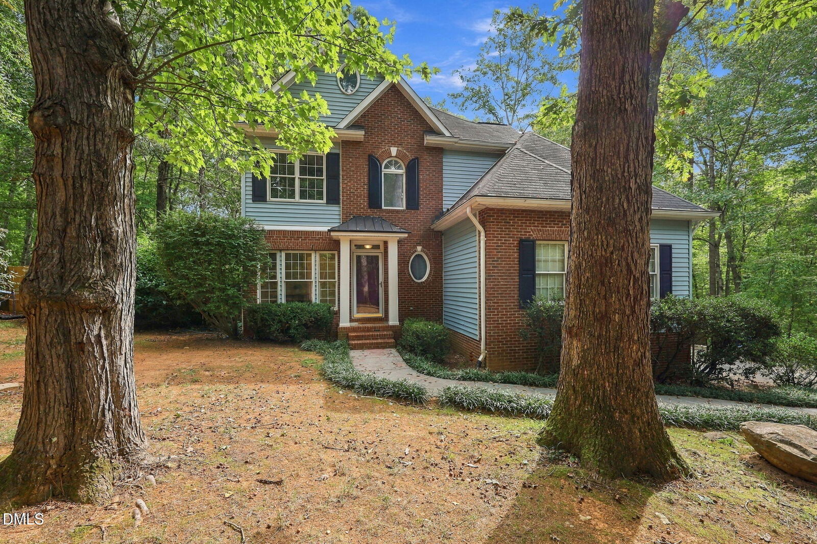 Property Photo:  2202 Running Pine Court  NC 27278 