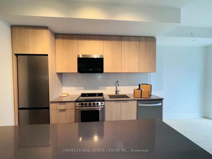 Property Photo: 3008 William Cutmore Boulevard 409 ON L6H 8A4