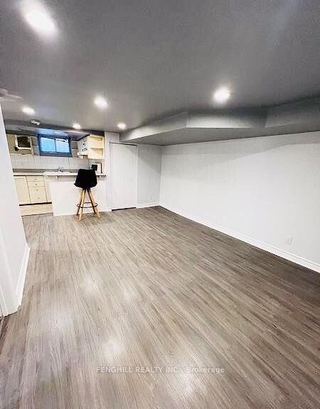 Property Photo:  218 Finch Avenue E Bsmt  ON M2N 4R9 