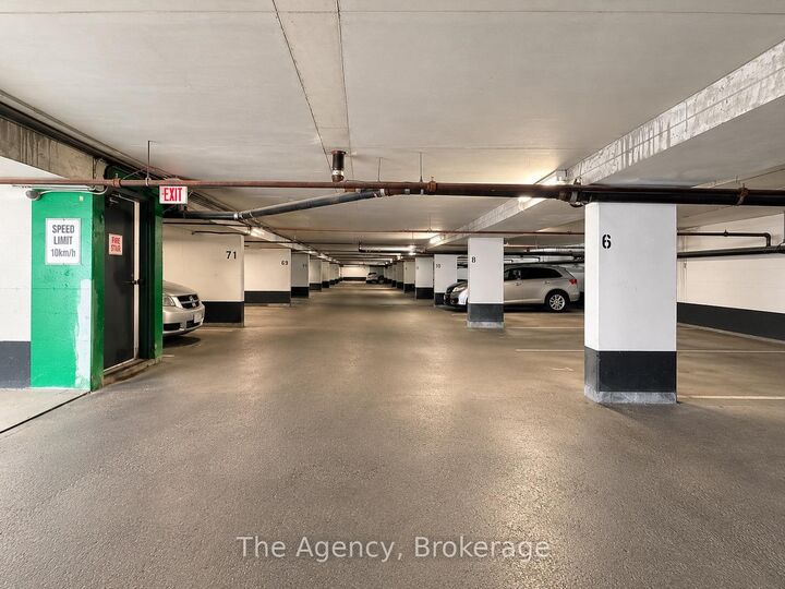 Property Photo:  45 Paisley Boulevard W 808  ON L5B 1E4 